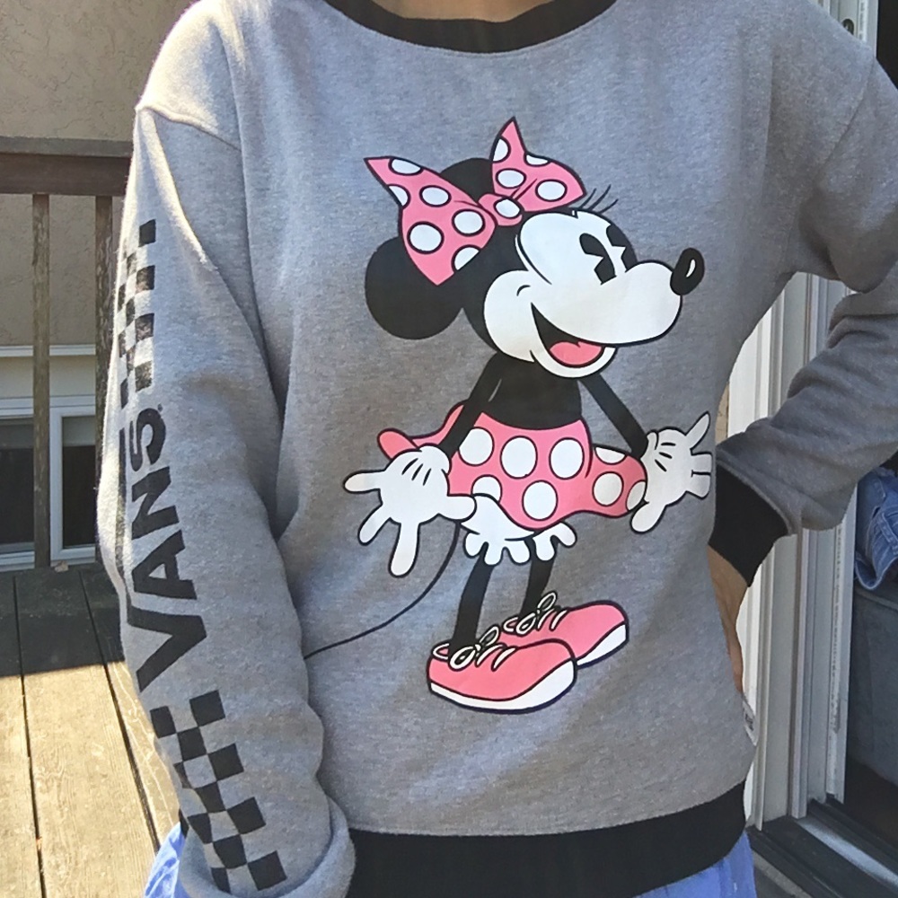 minnie mouse x vans crewneck